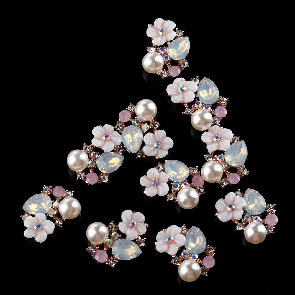 10 قطع من إكسسوارات الخياطة ال - مراجعة Sew On Rhinestone وسعره
